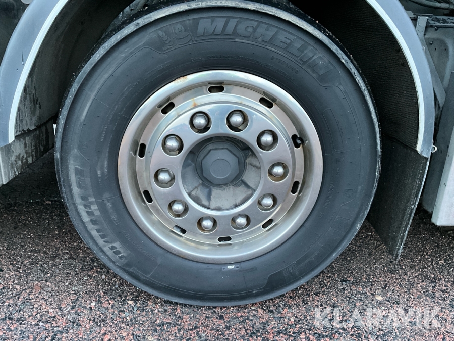 Lastbil med kran Volvo FH 500