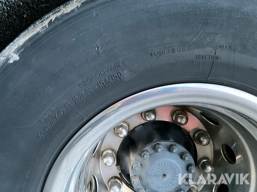 Lastbil med kran Volvo FH 500