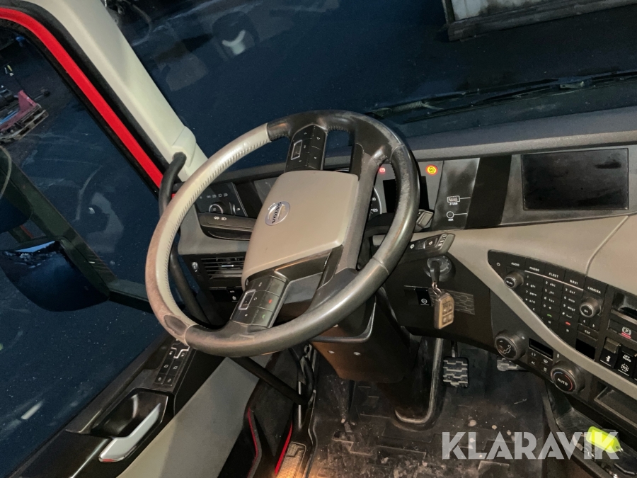 Lastbil med kran Volvo FH 500