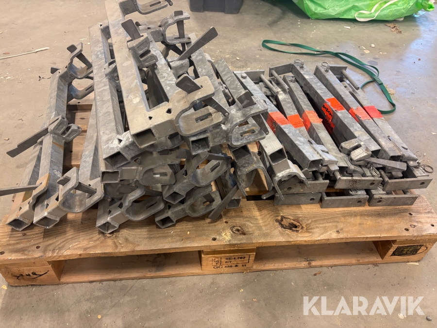 Ställningsdelar för plattak Layher tillbehör motviktssystem