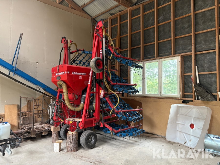 Frösåmaskin / ogräsharv Hatzenbichler AIR 16 pnetumatiska såmaskin