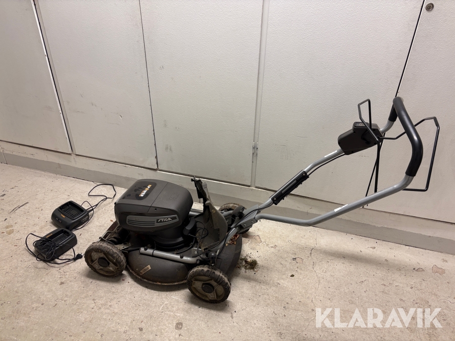 Gräsklippare Stiga MCS500 ATRX Li med 2st laddare & batterier