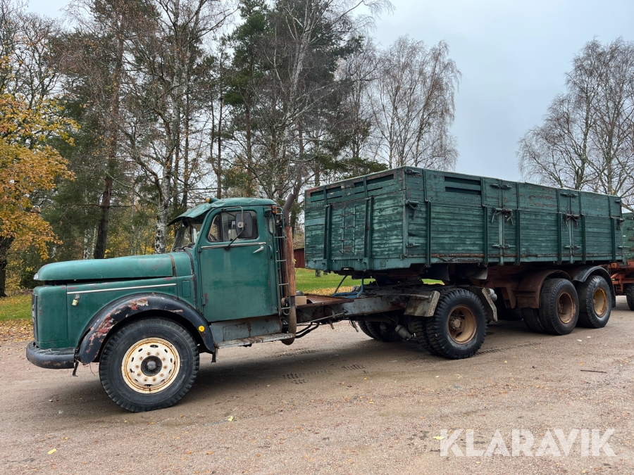 A-Traktor Volvo 495 Titan med trailer