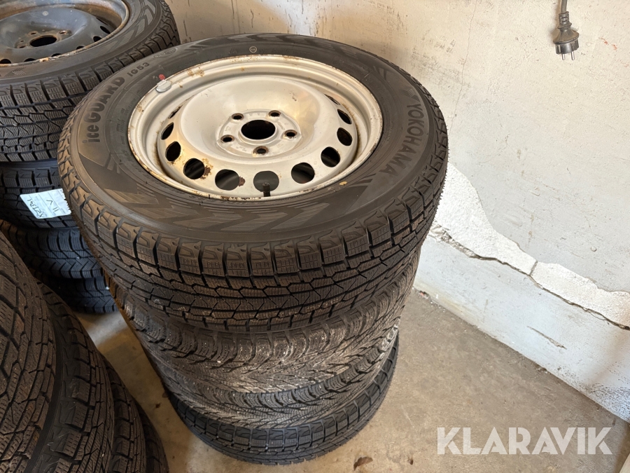Året runt däck  195/65R15 4st