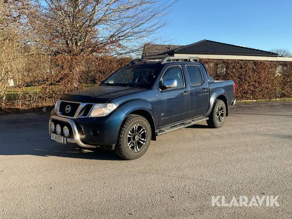 A-Traktor Nissan Navara V6