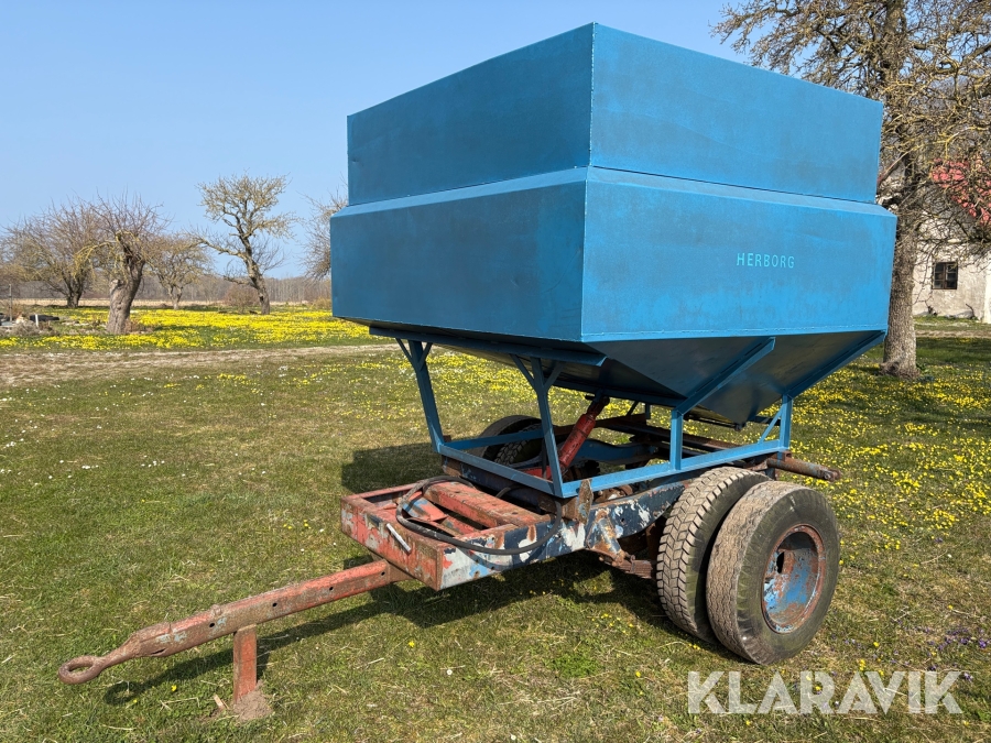 Binge på vagn Herborg 5 ton med tipp