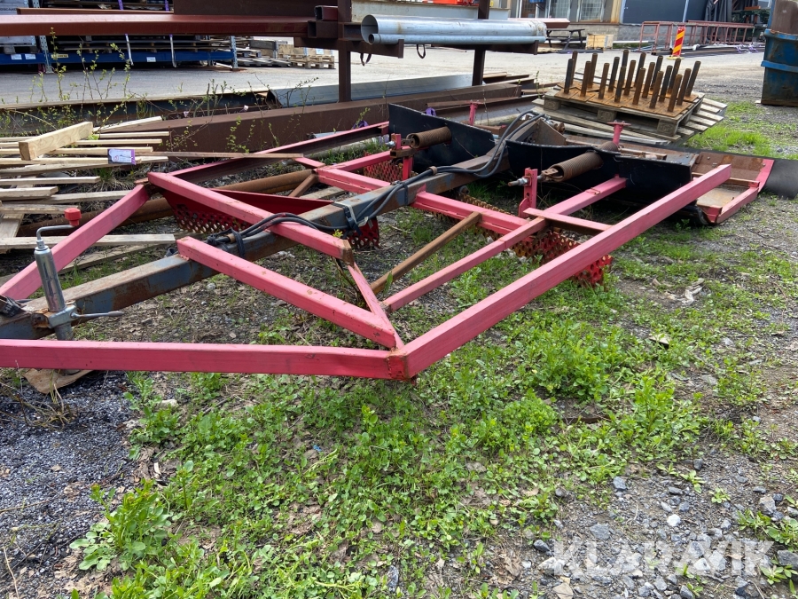 Spårsladd till bandvagn