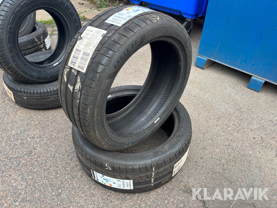 Personbilsdäck Goodyear 245/40R18 93Y 2st