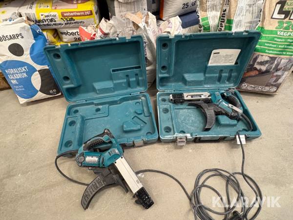 Skruvmaskin Makita 6842 2st