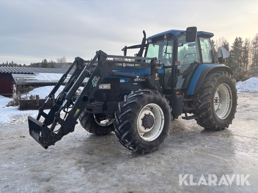 Traktor New Holland 8160 med lastare