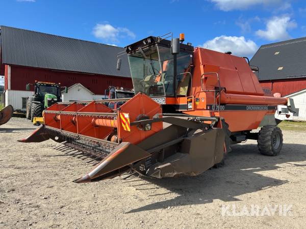 Skördetröska Dronningborg D 7500 16" 4WD