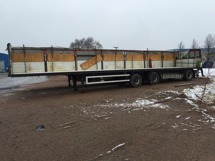 Lastbilstrailer 16m