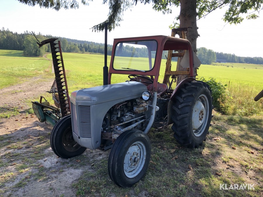 Traktor Grolle Ferguson
