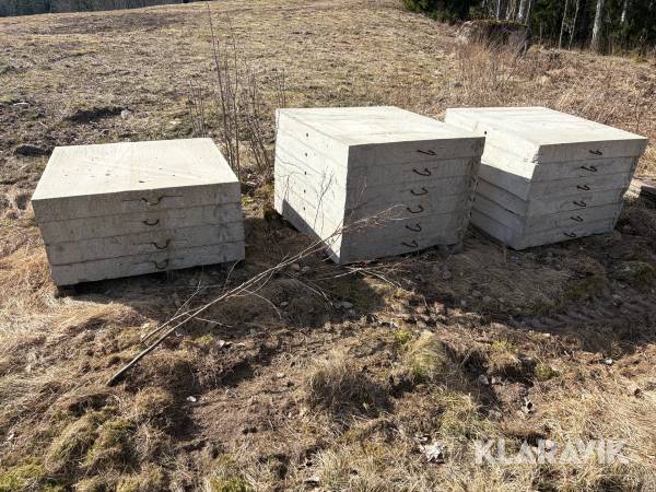 Bottenplattor/ fundament i betong 16 st