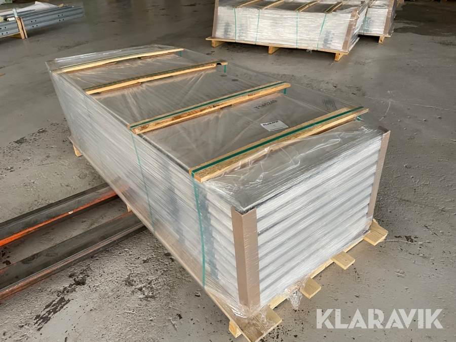 Innerdörrar nya Bröderna Johanssons Träförädling AB 9 x 21 9 stycken