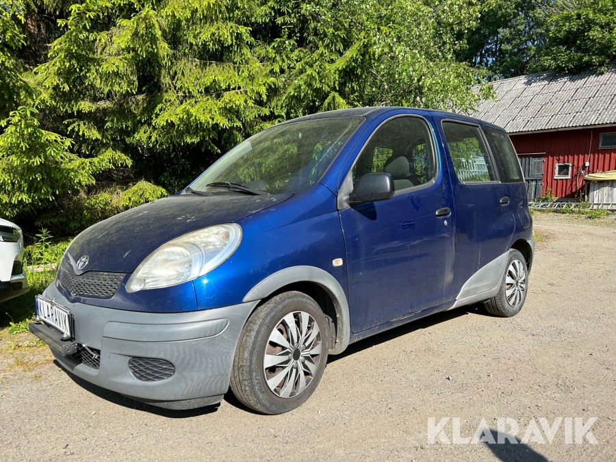 Skåpbil Toyota Yaris Verso City 1.3 (84hk) Lastbilsreggad