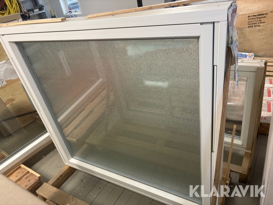 Fönster 140*130 1st