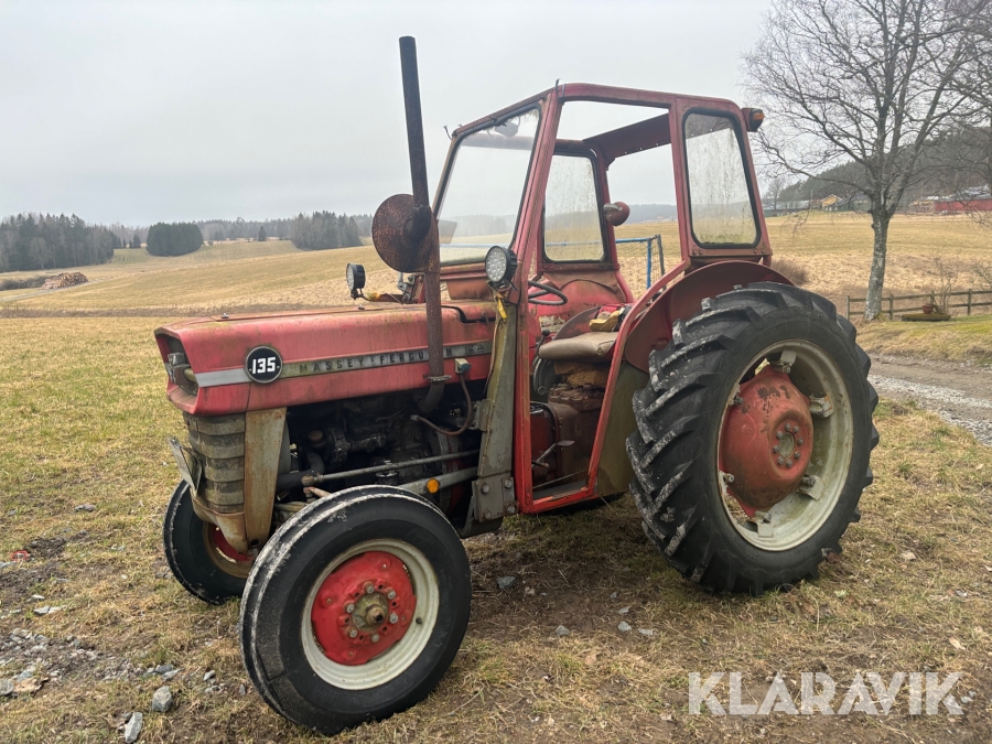Traktor Massey Ferguson 135 Special