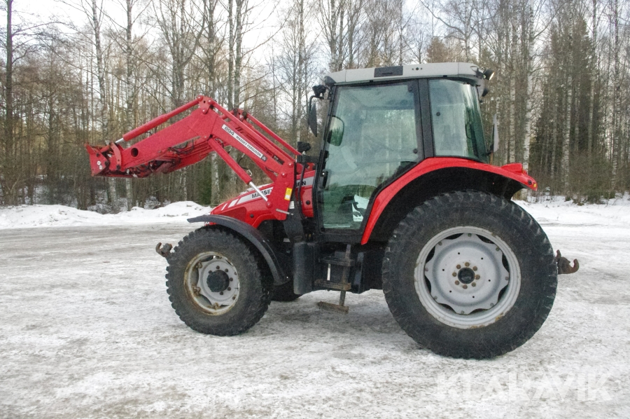 Traktor Massey Ferguson 5445 2005