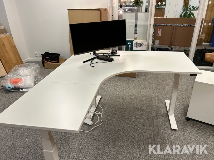 Skrivbord Svenheim höj- och sänkbart