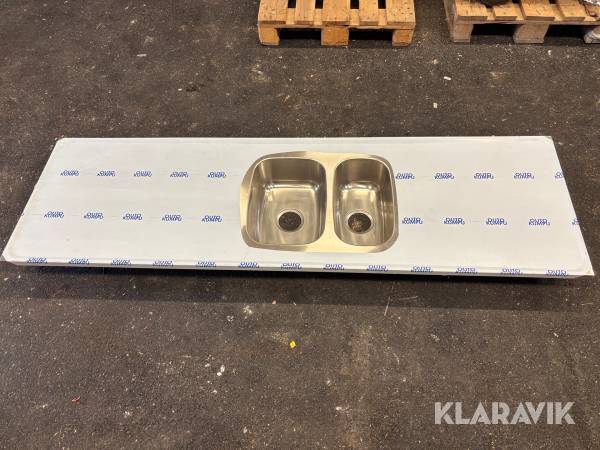 Diskbänk med köksho Outo Kumpu rostfri