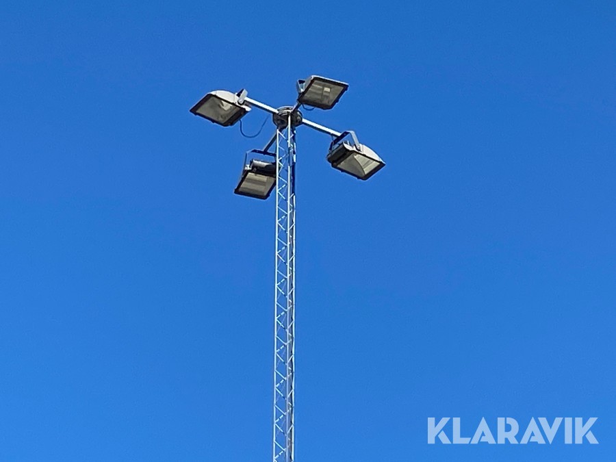 Belysningsmast 18m hög