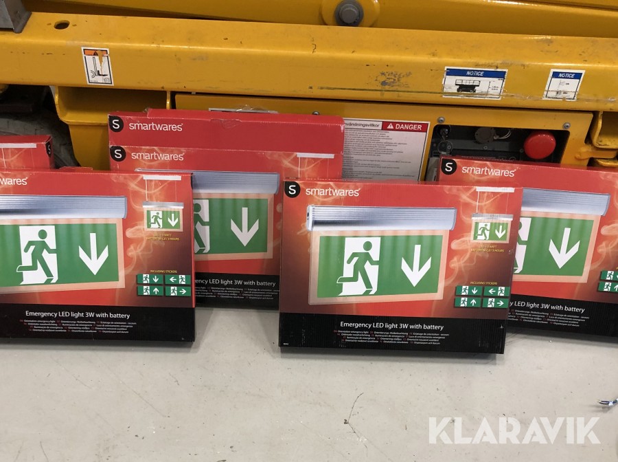 Belysta nödutgångsskyltar 5st