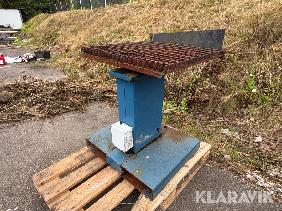 Höj & sänkbart Svetsbord Weldfix med rökutsug