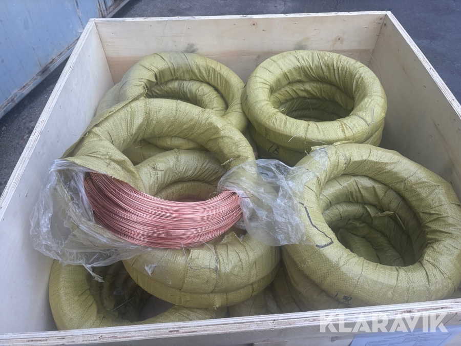 Parti med koppardragen ståltråd 1 ton
