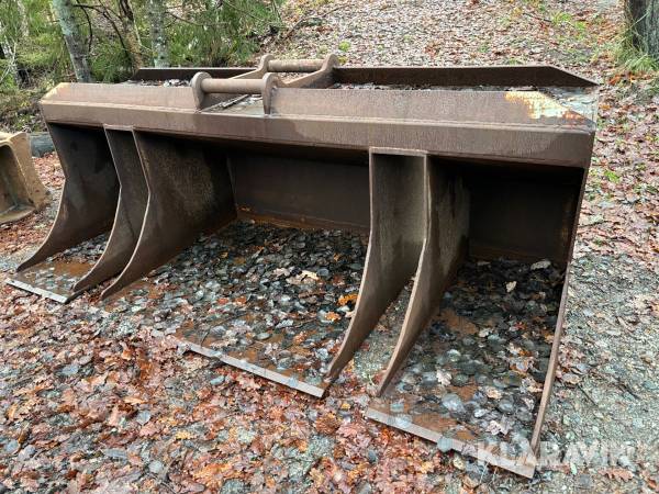 Skopa urgrävning järnvägsspår