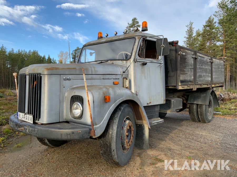 Veteranlastbil Scania Vabis 55 med tippflak