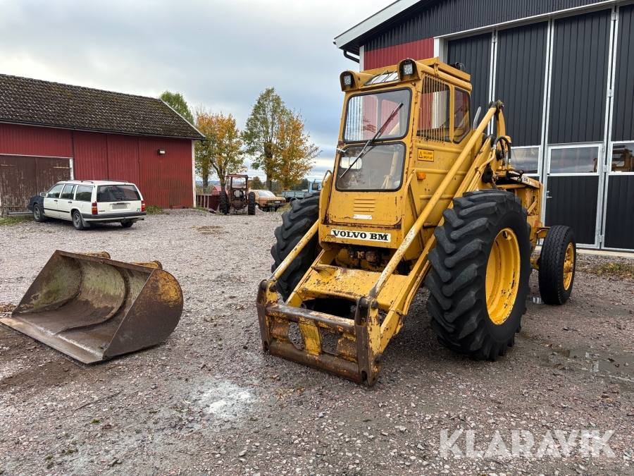 Baklastare Volvo BM LM 218 TD med skopa