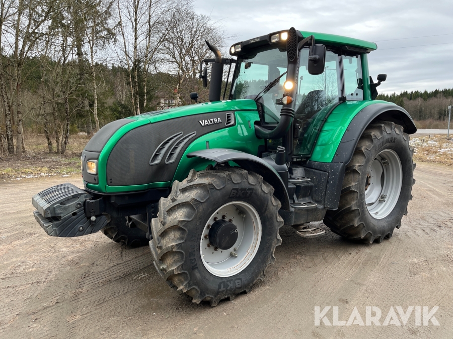 Traktor Valtra T202 Direct