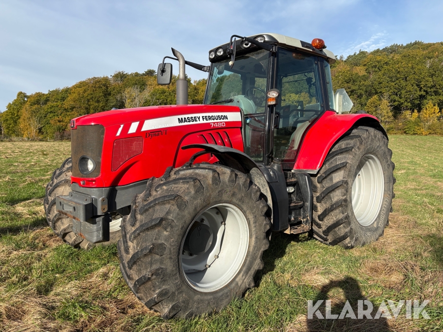 Traktor Massey Ferguson 7840 DynaVT 4WD
