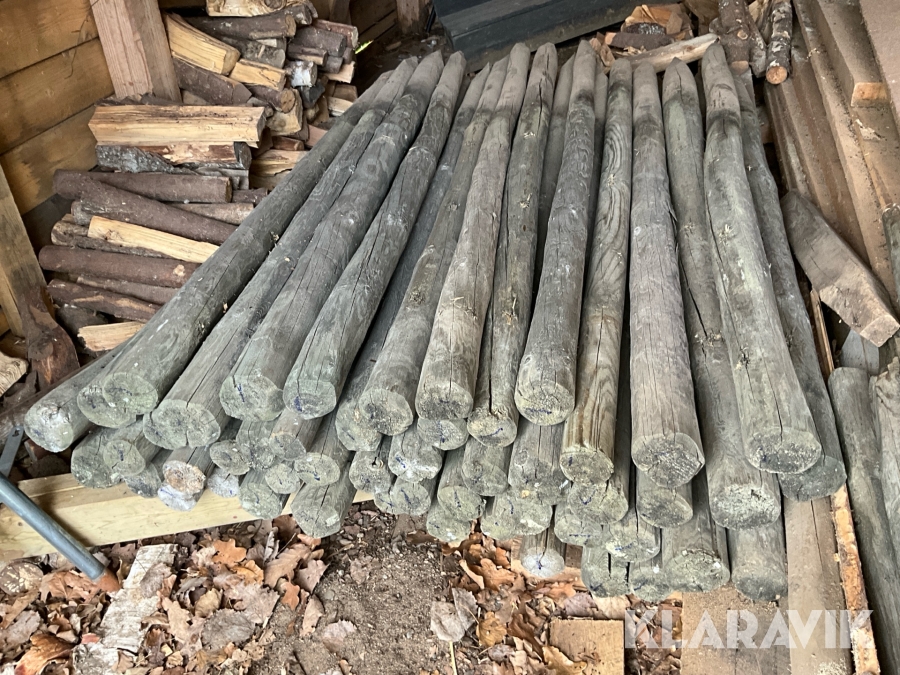 Stängselstolpar ca 50 st, tryckimpregnerade