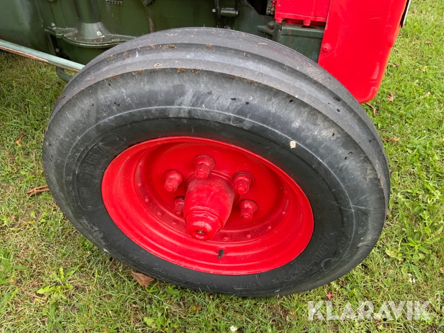 Veterantraktor Volvo T43, Kalmar, Klaravik Auktioner