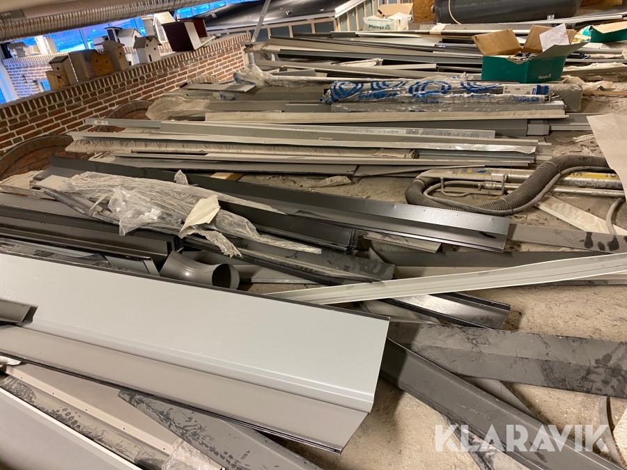 Parti plåtbeslag Lindab/ Planja