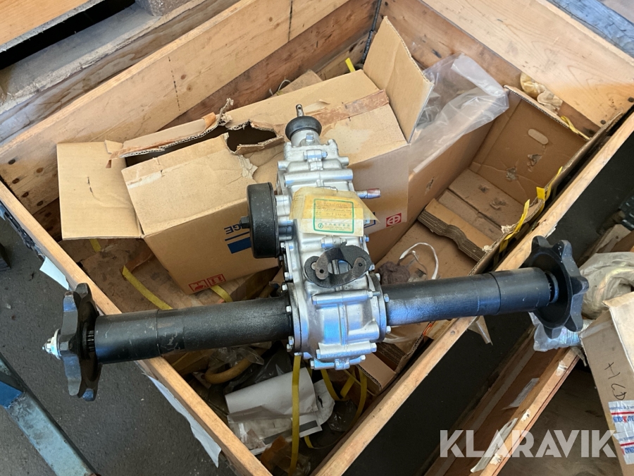 Drivenhet med växellåda till minidumper Takeuchi