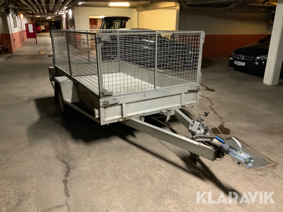 Personbilssläp Lööve LS 1300-3