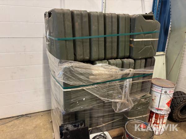 Pall med Jeepdunkar 45x20Liter