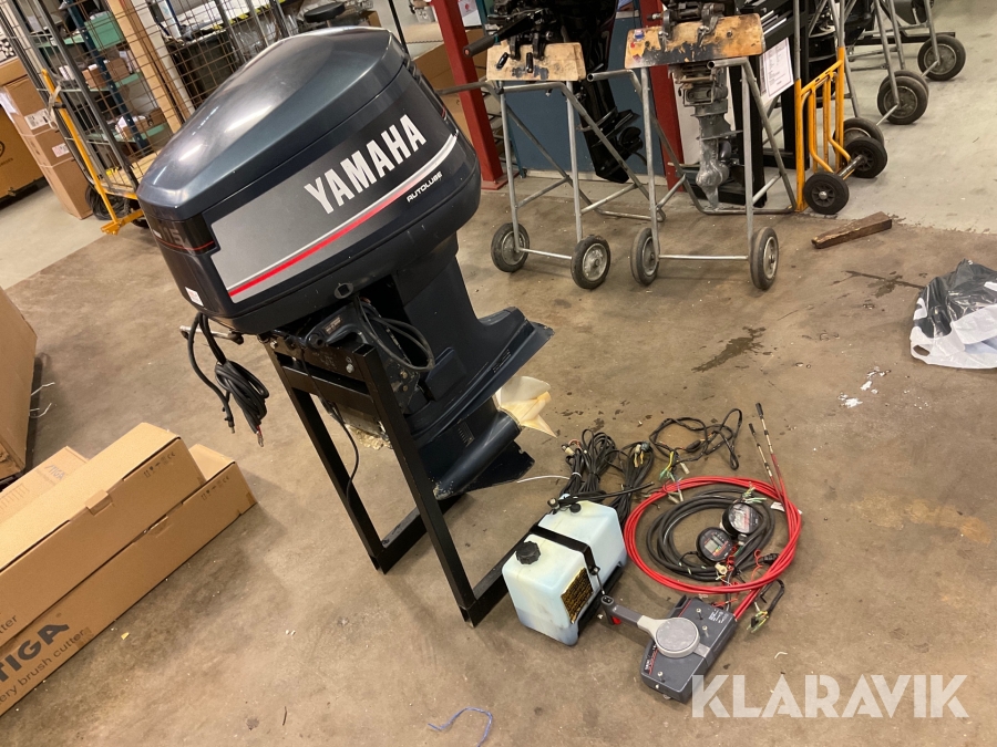 Båtmotor Yamaha V4 115 autolube