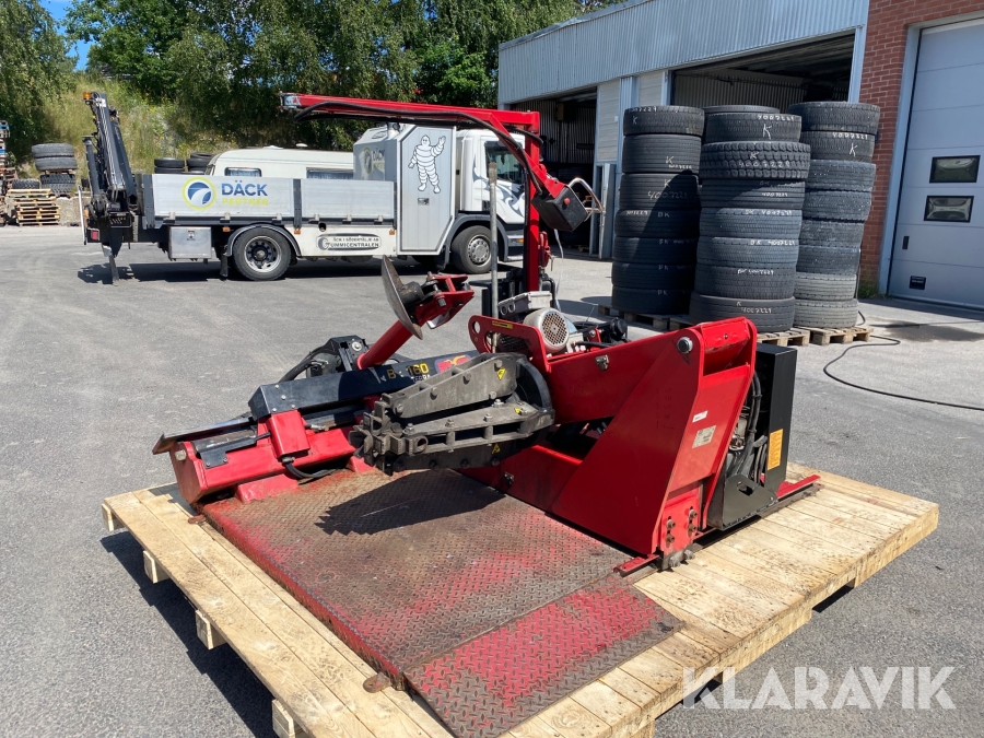 Däckmonteringsmaskin Mondolfo Ferro TBE 160 Terra LV monteringsmaskin