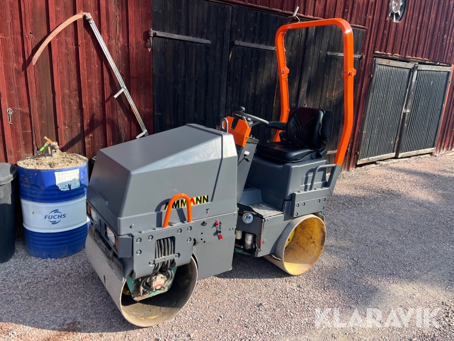 Asfaltsvält Ammann AV12