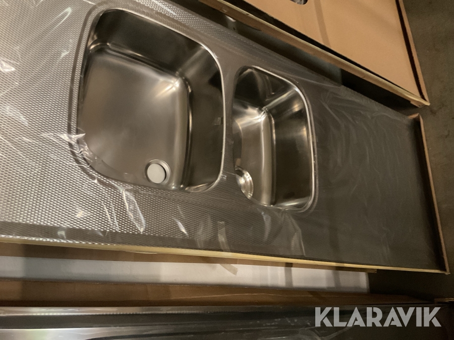 Diskbänk Ramnäs räfflad 2m