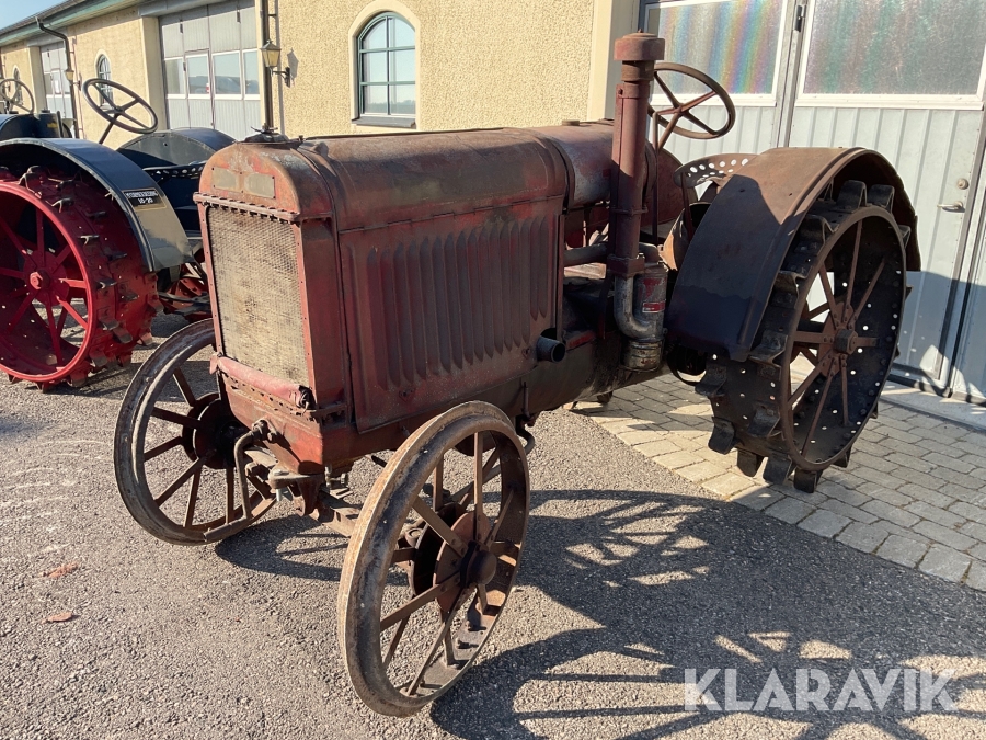 Traktor International Harvester