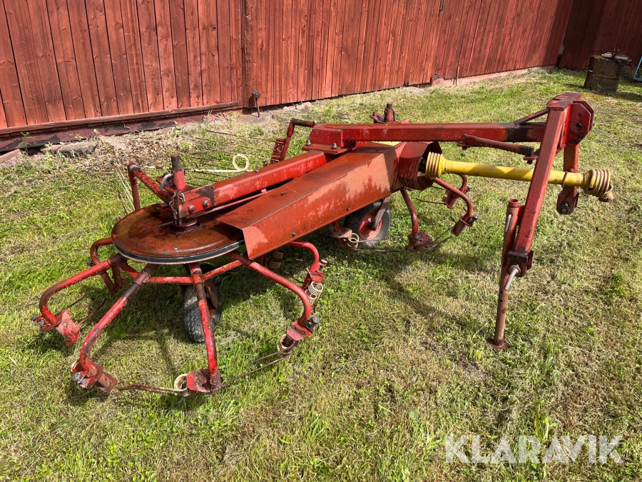 Kombinerad Hövändare/strängläggare Akron 320