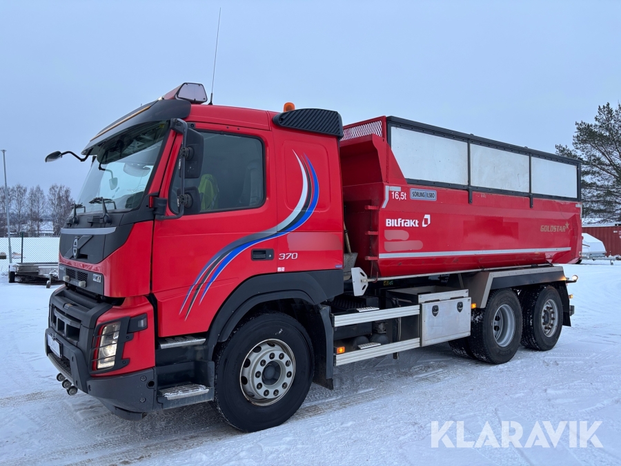Snöbil/tippbil Volvo FMX 6*2 med styrbar boogie