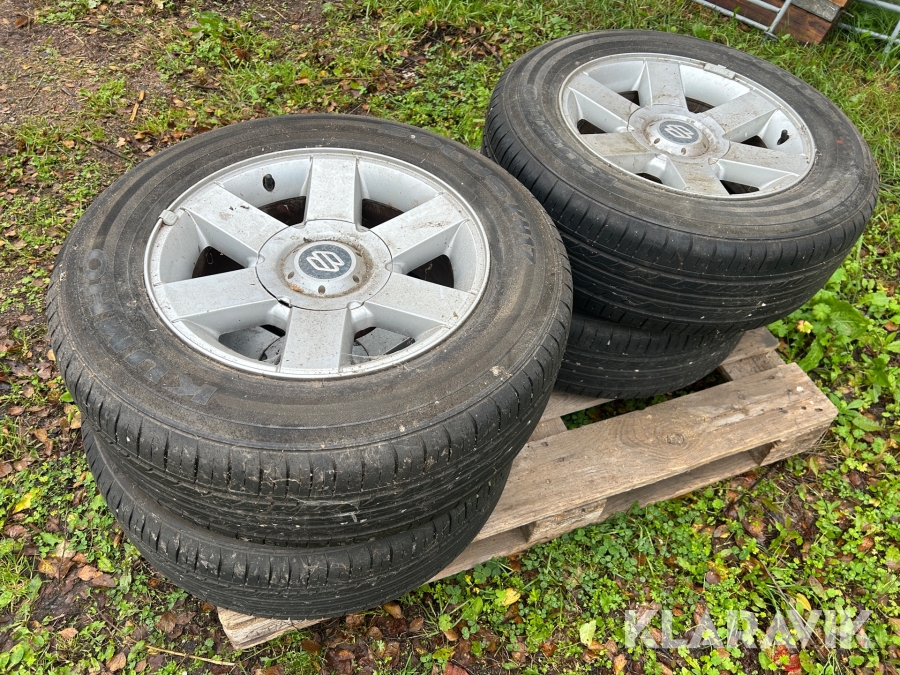 Däck på fälg Suzuki 4 st