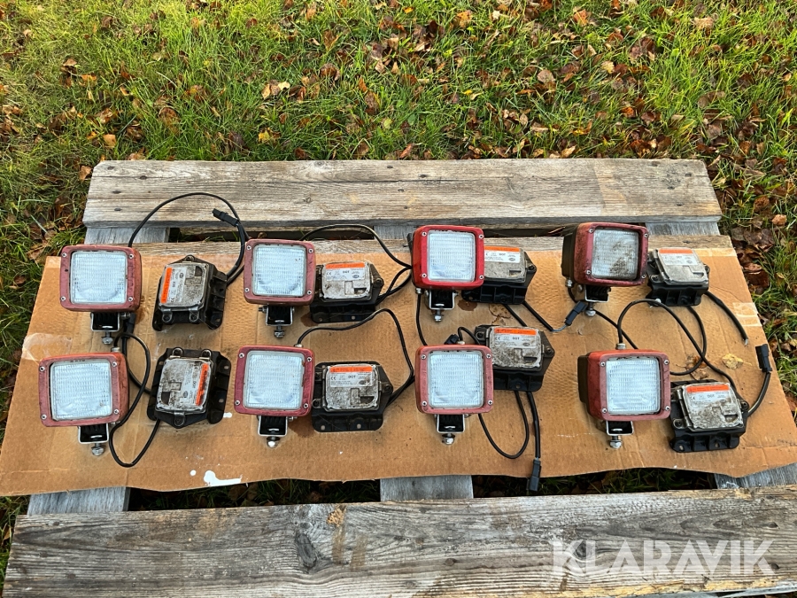 Belysning Hella för skogsmaskin