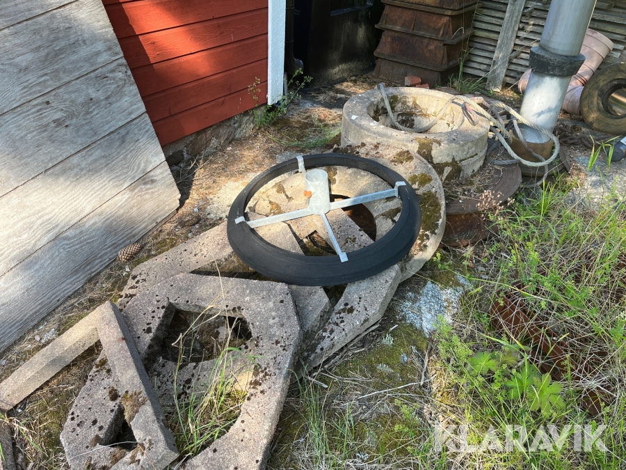 Diverse brunnslock   15 st